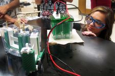 student watching experiment